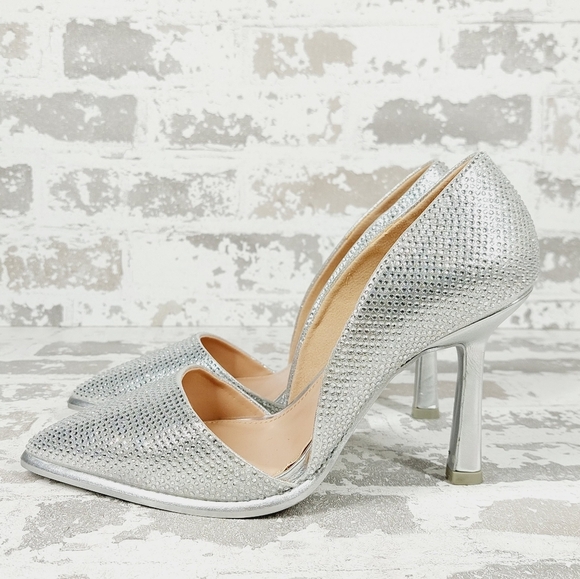 NEW Mia Ciana Silver Rhinestone Pointed Toe High Heel Pumps A425 - Picture 1 of 12